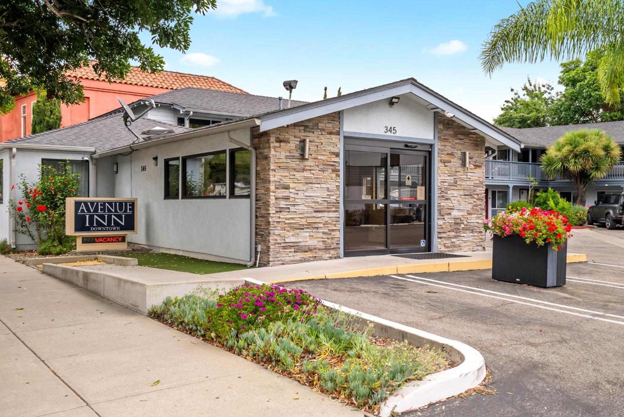 Avenue Inn Downtown District Slo サンルイスオビスポ エクステリア 写真