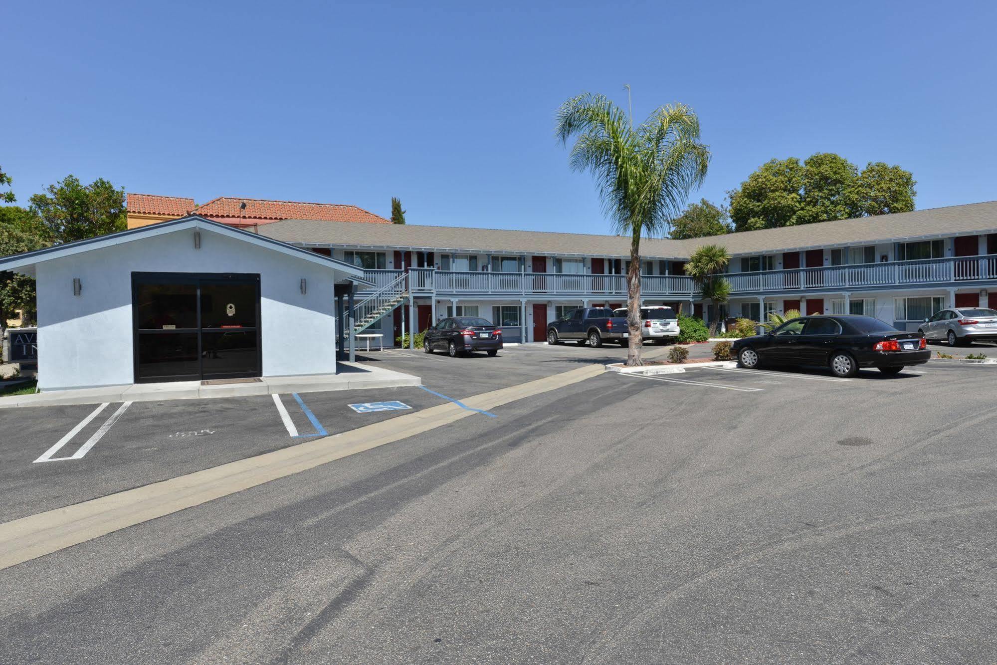 Avenue Inn Downtown District Slo サンルイスオビスポ エクステリア 写真